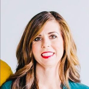 Meet your Posher, Carrie